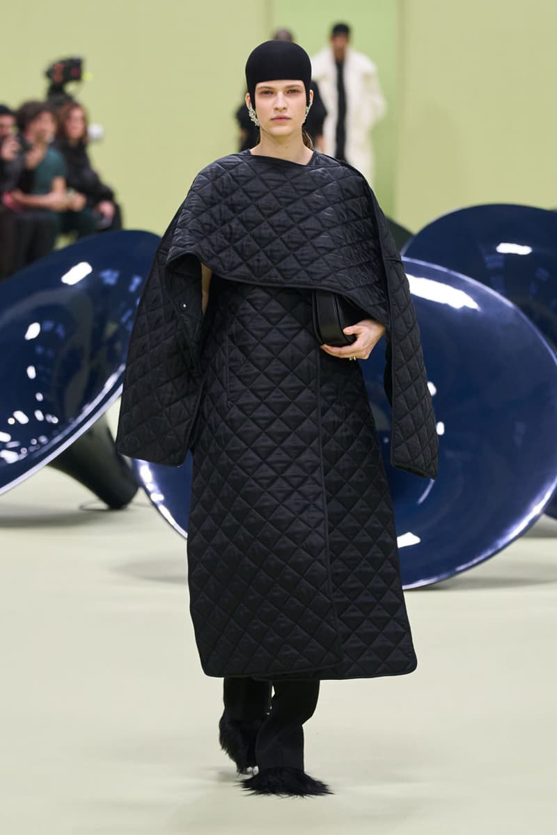 ジル サンダー 2024年秋冬コレクション Jil Sander FW24 Looks at Life in Color and Comfort fw24 collection milan fashion week italy runway fall winter 2024 ready to wear luke lucy meiers green mk.gee