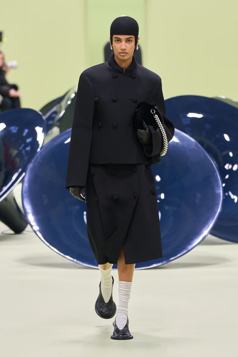 ジル サンダー 2024年秋冬コレクション Jil Sander FW24 Looks at Life in Color and Comfort fw24 collection milan fashion week italy runway fall winter 2024 ready to wear luke lucy meiers green mk.gee