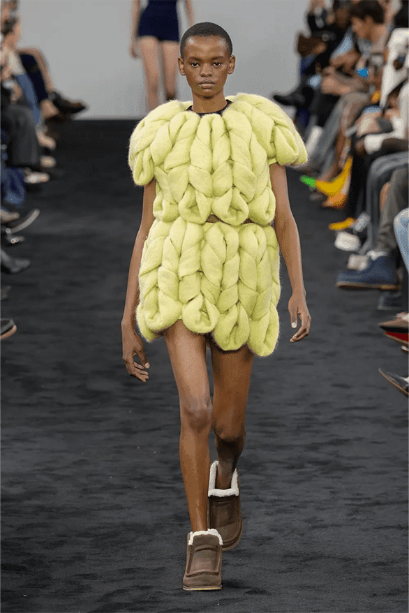 JWアンダーソン 2024年秋コレクション JW Anderson Fall Winter 2024 London Fashion Week Jonathan Anderson menswear womenswear runway show