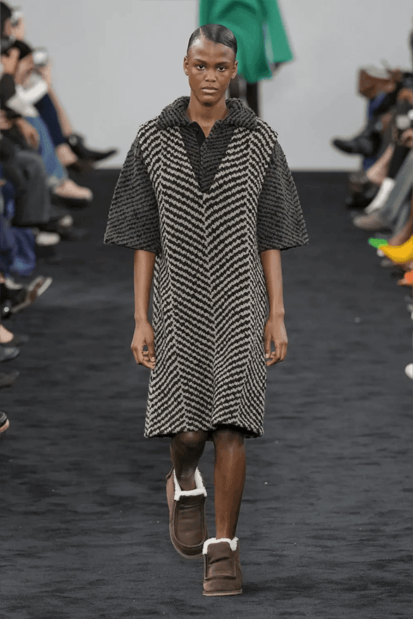 JWアンダーソン 2024年秋コレクション JW Anderson Fall Winter 2024 London Fashion Week Jonathan Anderson menswear womenswear runway show