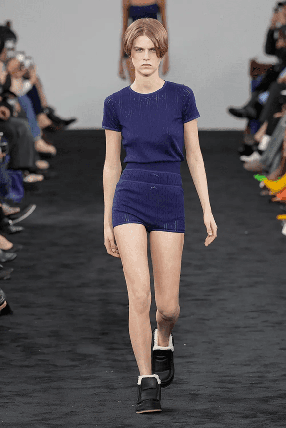 JWアンダーソン 2024年秋コレクション JW Anderson Fall Winter 2024 London Fashion Week Jonathan Anderson menswear womenswear runway show