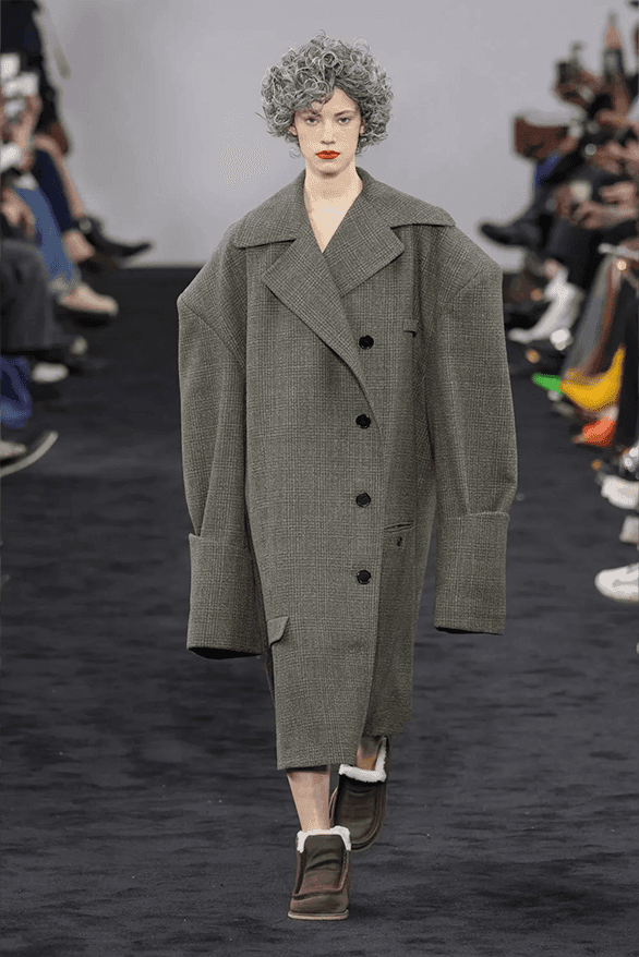 JWアンダーソン 2024年秋コレクション JW Anderson Fall Winter 2024 London Fashion Week Jonathan Anderson menswear womenswear runway show