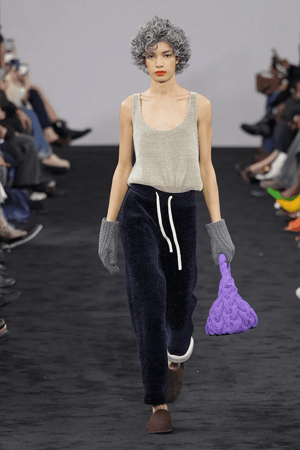 JWアンダーソン 2024年秋コレクション JW Anderson Fall Winter 2024 London Fashion Week Jonathan Anderson menswear womenswear runway show