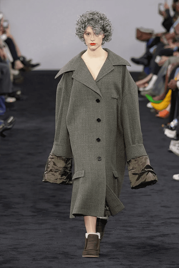 JWアンダーソン 2024年秋コレクション JW Anderson Fall Winter 2024 London Fashion Week Jonathan Anderson menswear womenswear runway show