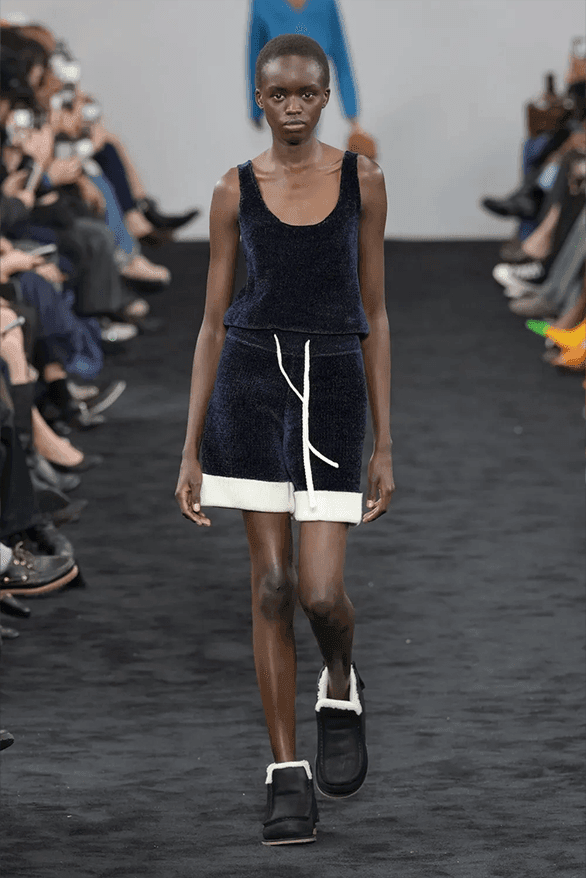 JWアンダーソン 2024年秋コレクション JW Anderson Fall Winter 2024 London Fashion Week Jonathan Anderson menswear womenswear runway show