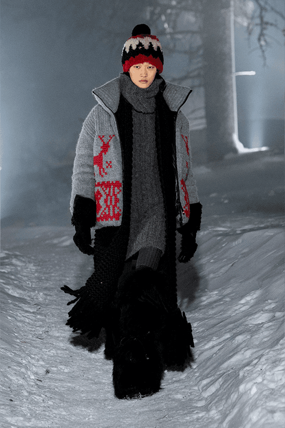 モンクレール グルノーブル2024年秋冬コレクション Moncler Grenoble Fall Winter 2024 Runway Show st Moritz Switzerland menswear womenswear