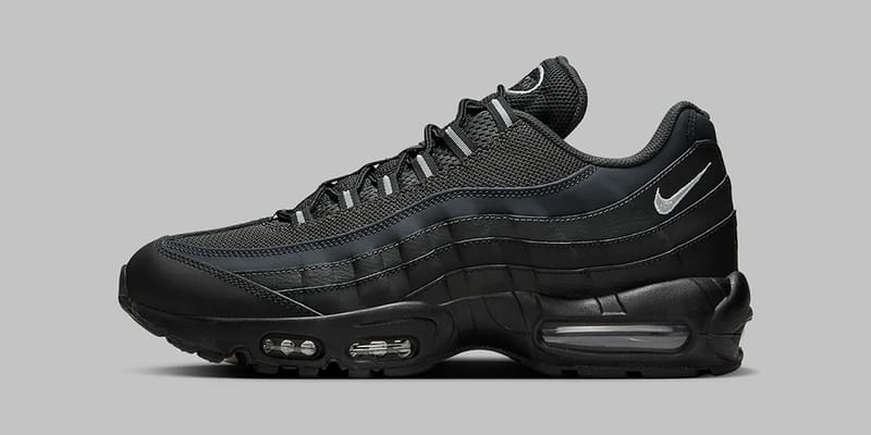 black airmax 95s