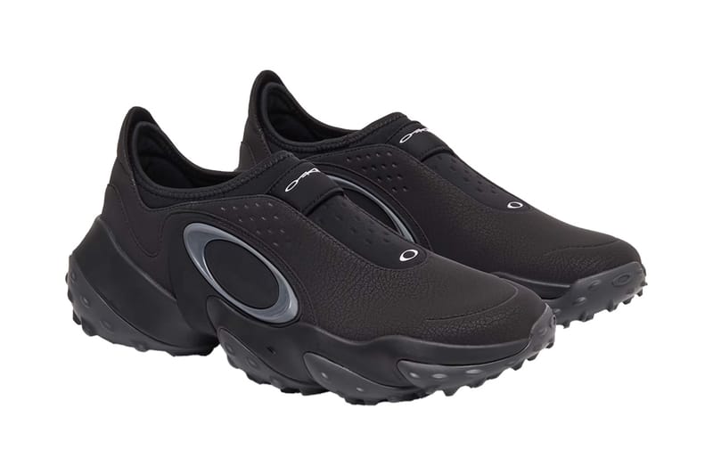 OAKLEY から新作ゴルフシューズ Edge Icon が登場