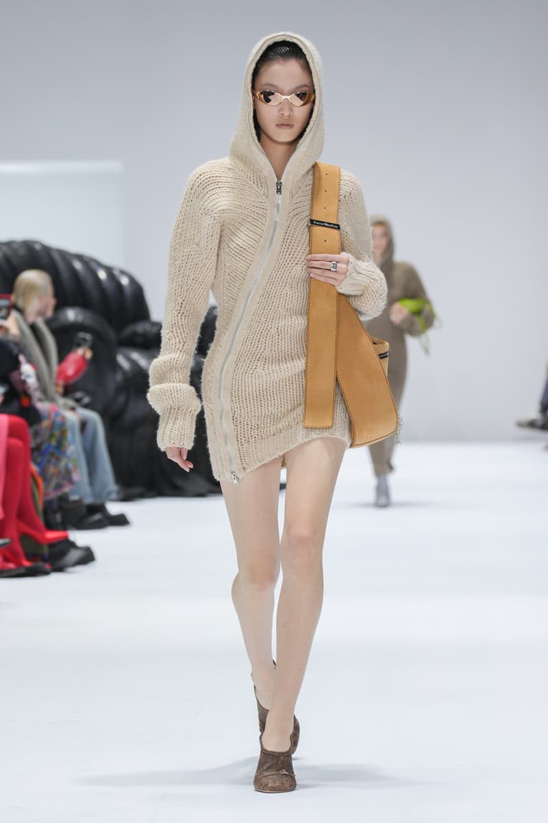 アクネ ストゥディオズ 2024年春夏コレクション Acne Studios Fall Winter 2024 Paris Fashion Week menswear womenswear runway show