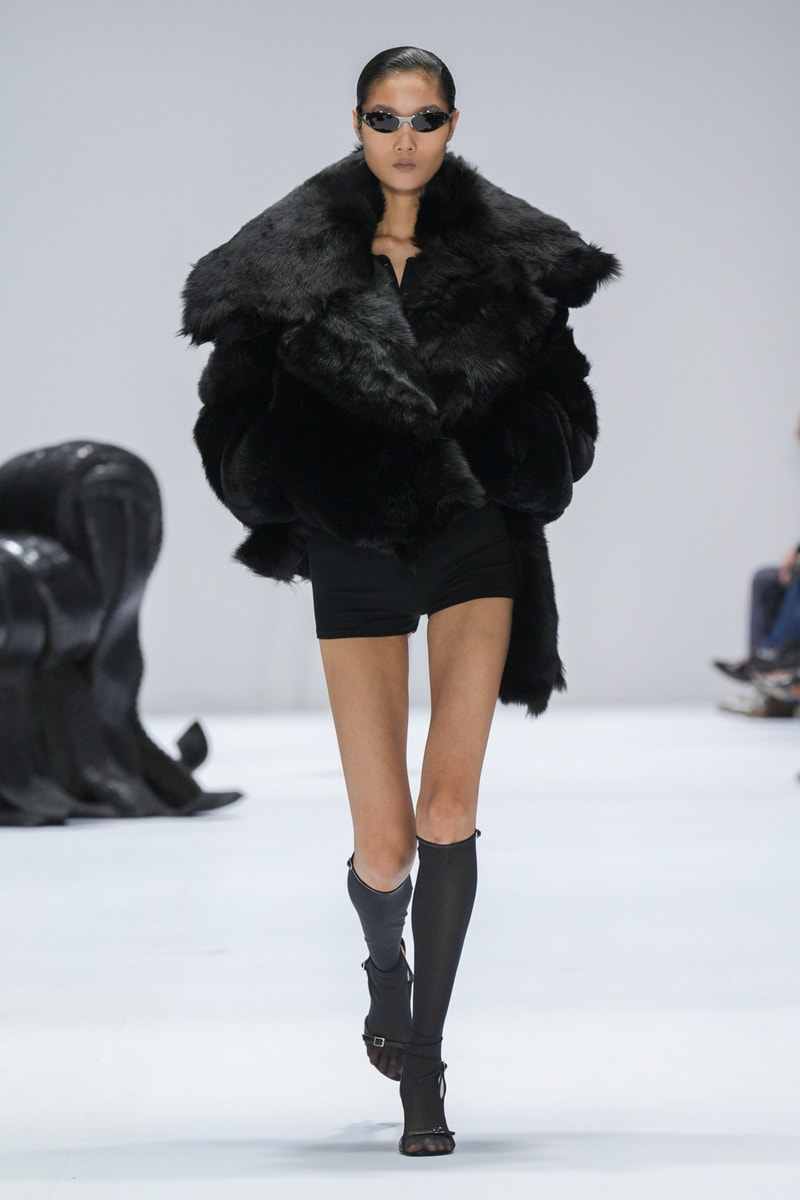 アクネ ストゥディオズ 2024年春夏コレクション Acne Studios Fall Winter 2024 Paris Fashion Week menswear womenswear runway show