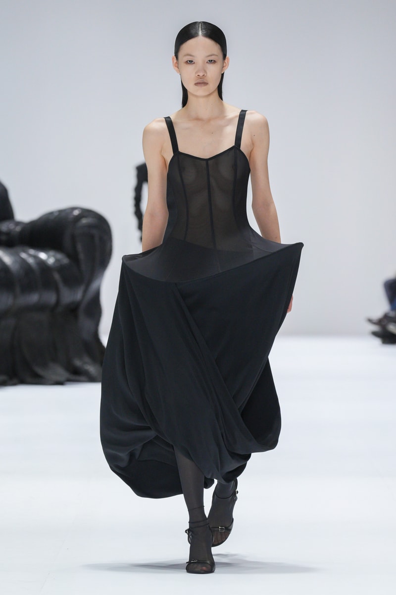 アクネ ストゥディオズ 2024年春夏コレクション Acne Studios Fall Winter 2024 Paris Fashion Week menswear womenswear runway show