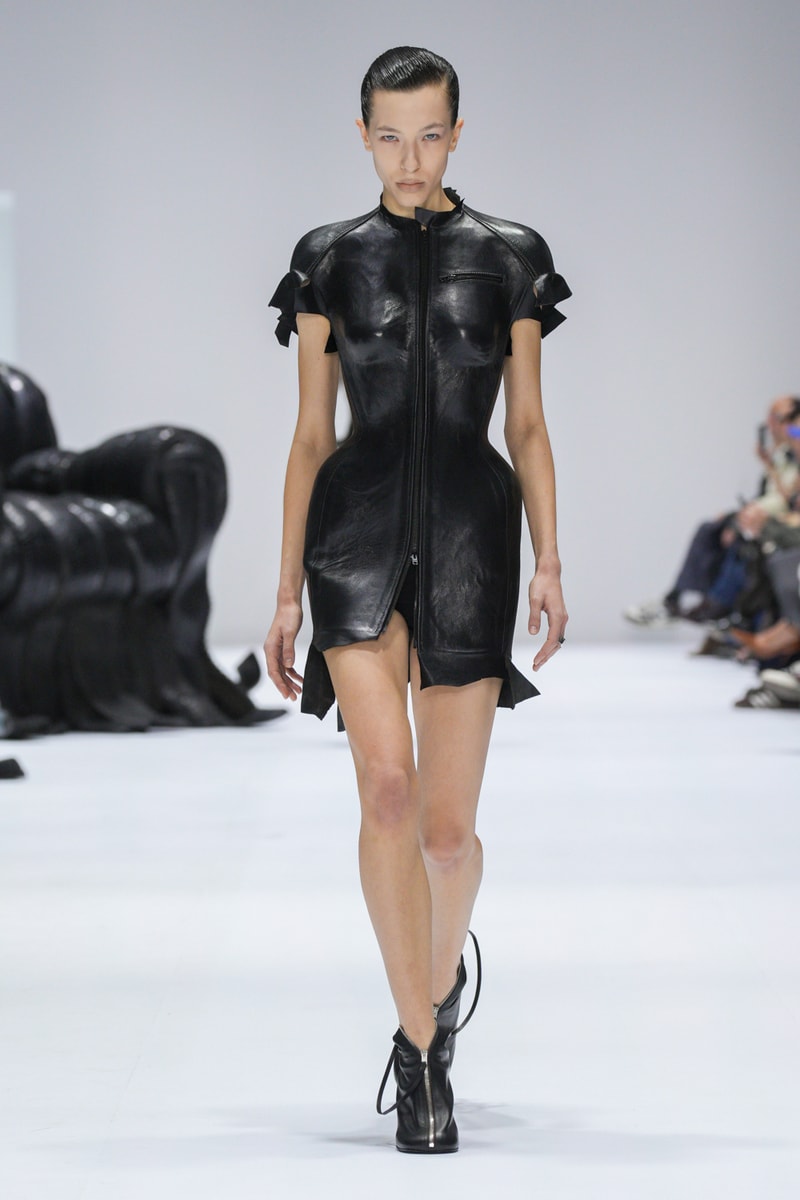 アクネ ストゥディオズ 2024年春夏コレクション Acne Studios Fall Winter 2024 Paris Fashion Week menswear womenswear runway show
