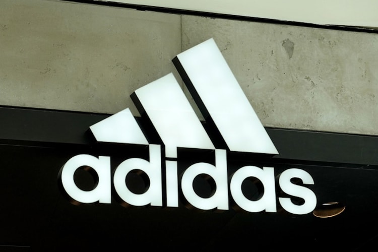 adidas の2023年度の売上高は前年比4.8%減少に