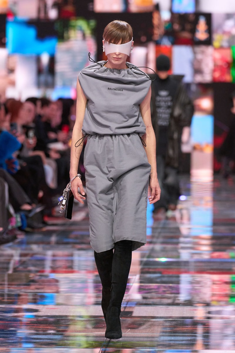 Balenciaga 2024年ウィンターコレクション Demna Does It All for the Clicks in Balenciaga FW24 Fall Winter Paris Fashion Week Collection milan runway 