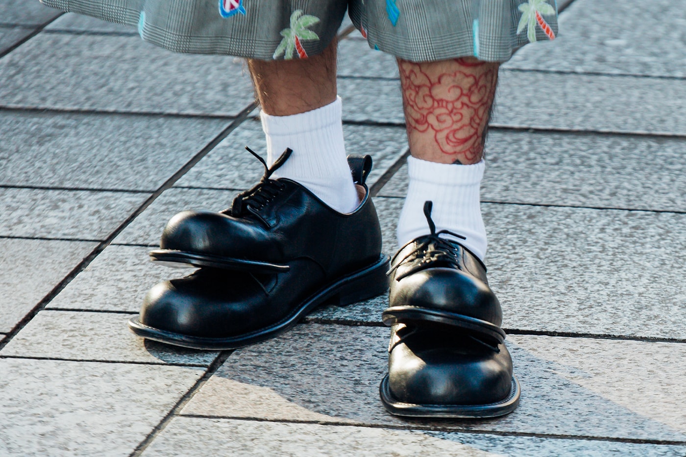 2024年秋冬 楽天ファッション・ウィーク東京におけるフットウェアのトレンドをチェック Best Footwear Trends at Tokyo Fashion Week FW24 Nike adidas comme des garcons sacai nike air jordan brand maison margiela rick owens new balance asics cecilie bahnsen