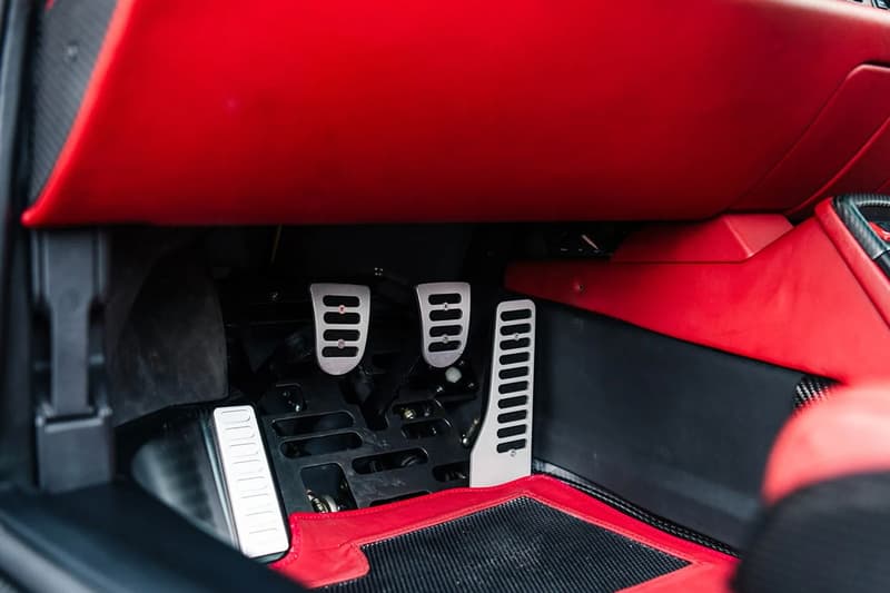 ガンサーワークスがリマスターした1996年式のポルシェ 911 が約1億5,000万円で落札 Gunther Werks Remastered 1996 Porsche 911 RM Sothebys ModaMiami Auction Info