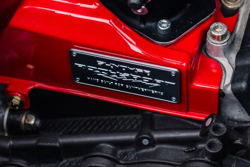 ガンサーワークスがリマスターした1996年式のポルシェ 911 が約1億5,000万円で落札 Gunther Werks Remastered 1996 Porsche 911 RM Sothebys ModaMiami Auction Info