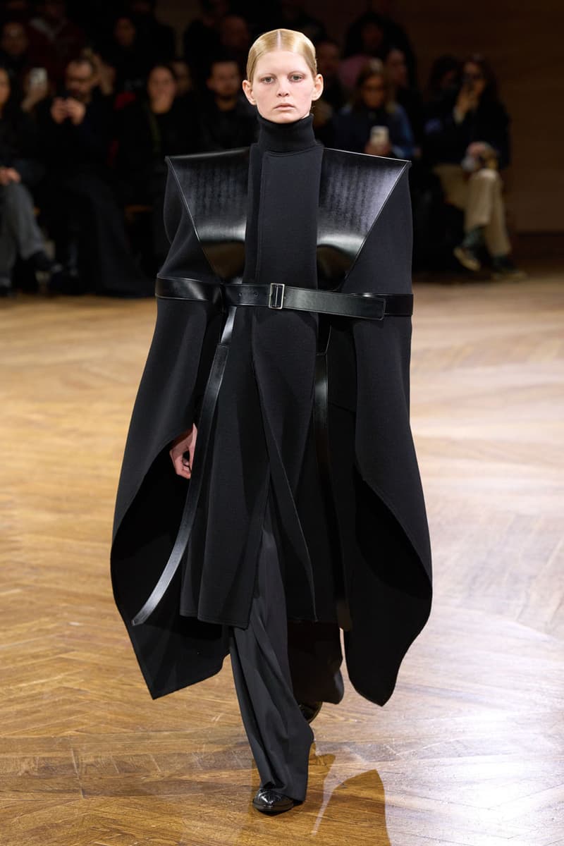 ジュンヤ ワタナベ 2024年秋冬コレクション Pointy, Puffy and Pyramidal: Junya Watanabe FW24 Leaned into Geometric Shapes in Motion paris fashion week fall winter 2024 collection