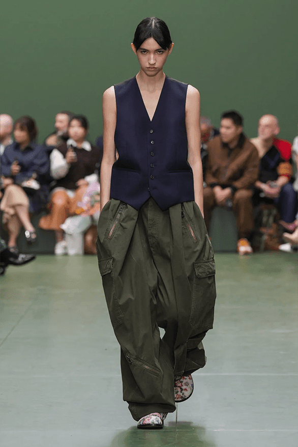 ロエベ 2024年秋冬コレクション LOEWE Fall Winter 2024 Paris Fashion Week menswear womenswear Jonathan Anderson runway show