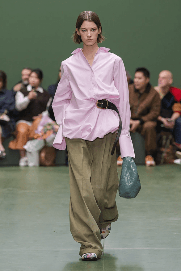 ロエベ 2024年秋冬コレクション LOEWE Fall Winter 2024 Paris Fashion Week menswear womenswear Jonathan Anderson runway show