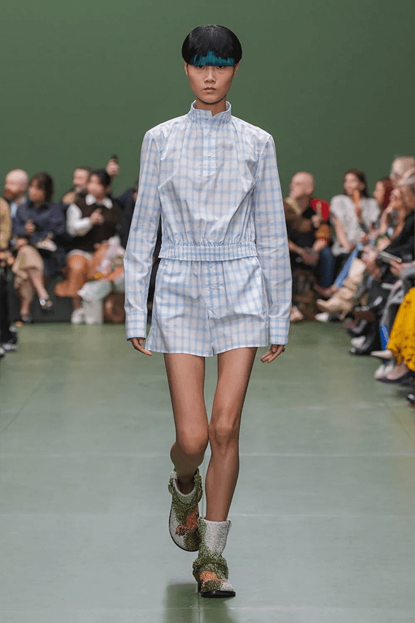 ロエベ 2024年秋冬コレクション LOEWE Fall Winter 2024 Paris Fashion Week menswear womenswear Jonathan Anderson runway show