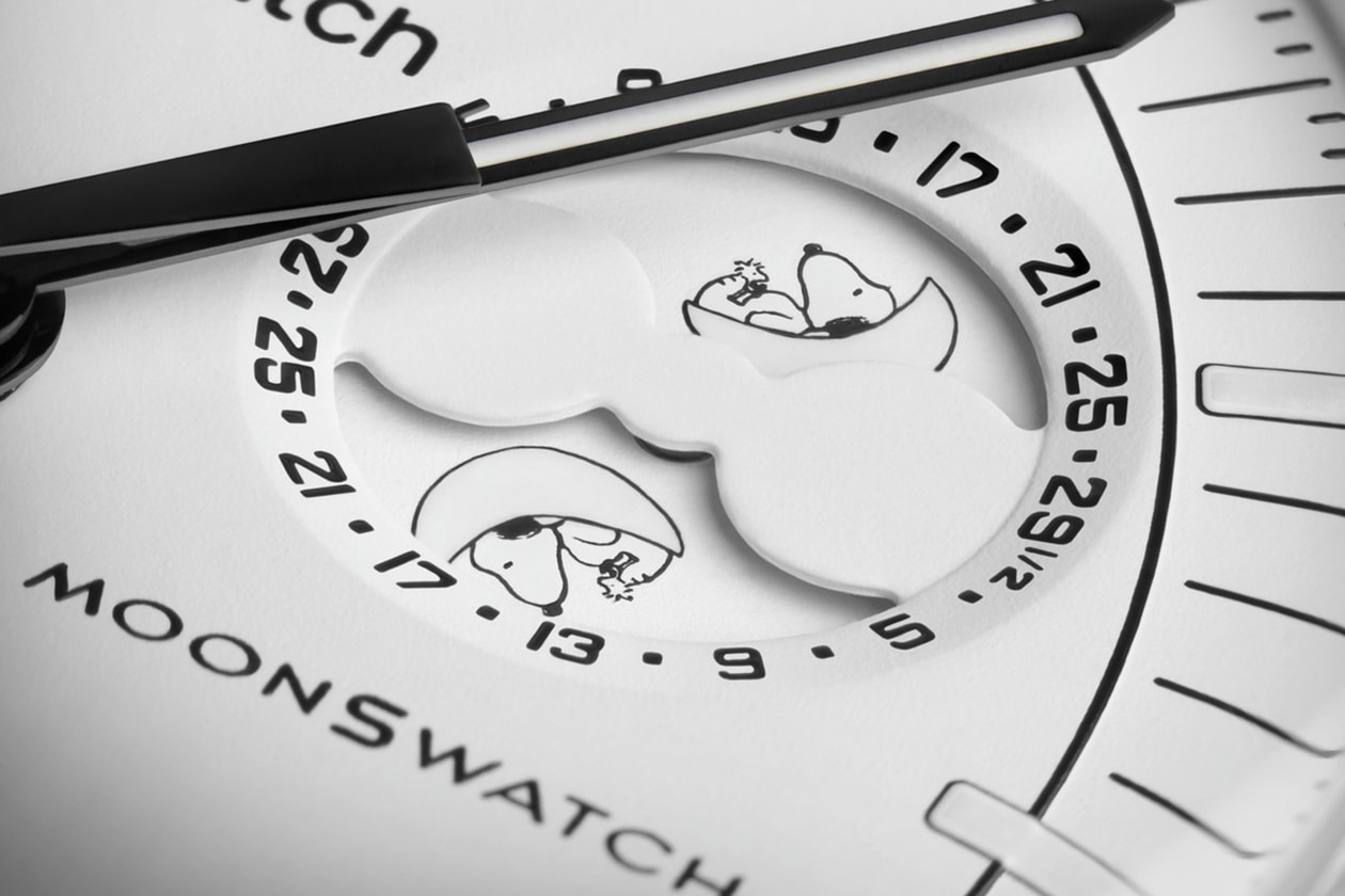 オメガ x スウォッチ ムーンスウォッチにスヌーピーをフィーチャーした新作が登場 omega swatch bioceramic moonswatch mission to the moonphase release info snoopy