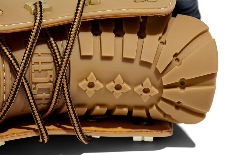 ミスチーフがフロントにアウトソールのようなデザインを施した新作ブーツを発売