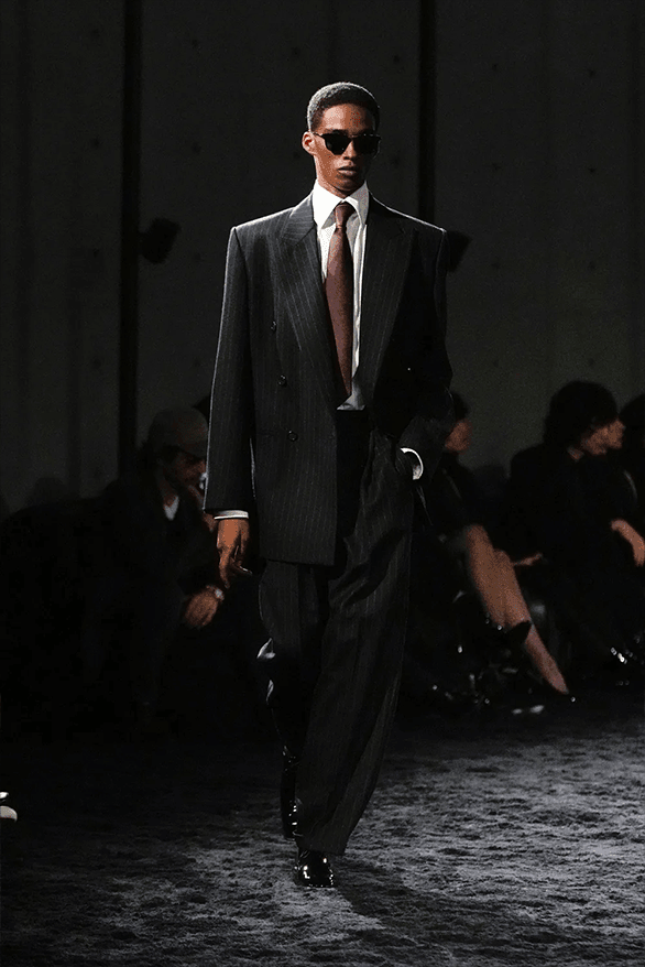 サンローラン 2024年冬メンズコレクション Saint Laurent Fall Winter 2024 Menswear Collection Paris fashion week runway show Anthony Vaccarello