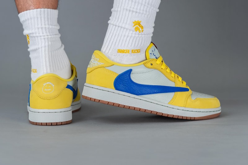 トラヴィス・スコット x エアジョーダン1ロー カナリーイエローの着用画像をチェック travis scott nike air michael jordan brand 1 low og canary womens yellow white dz4137 700 official release date info photos price store list buying guide