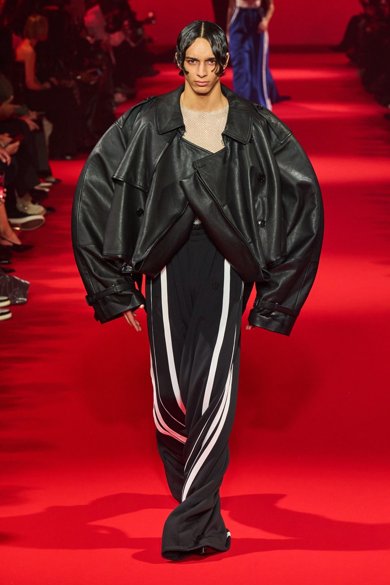 ヴェトモン 2024年秋冬コレクション Vetements Fall/Winter 2024 Collection Paris Fashion Week FW24 Runways Images