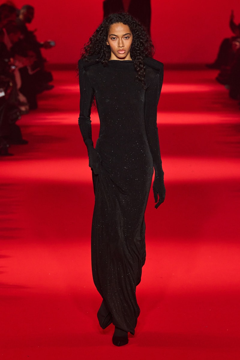 ヴェトモン 2024年秋冬コレクション Vetements Fall/Winter 2024 Collection Paris Fashion Week FW24 Runways Images
