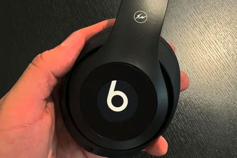 fragment design x Beats によるコラボ第4弾のティザー画像が公開