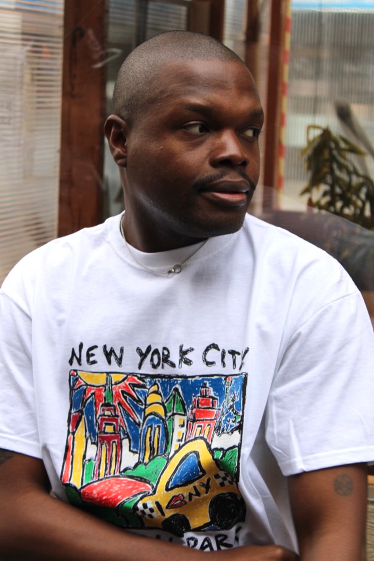 世界中のアーティストのデザインした “NY のスーベニア Tシャツ”が DOVER STREET MARKET GINZA で販売  BLANKMAG presents「I KISS N.Y. 」SOUVENIR SHOP POWERED BY SLON CAPSULE COLLECTION LAUNCHES SATURDAY 6TH APRIL AT DOVER STREET MARKET GINZA 6F AND ON THE DSMG E-SHOP