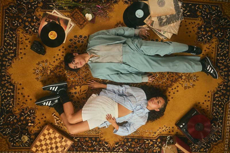 CLOT クロシェポロ adidas アディダス　ジェニー着用 CLOT × adidas Originals の新作コラボスニーカー Superstar \u201cTan\u201d が