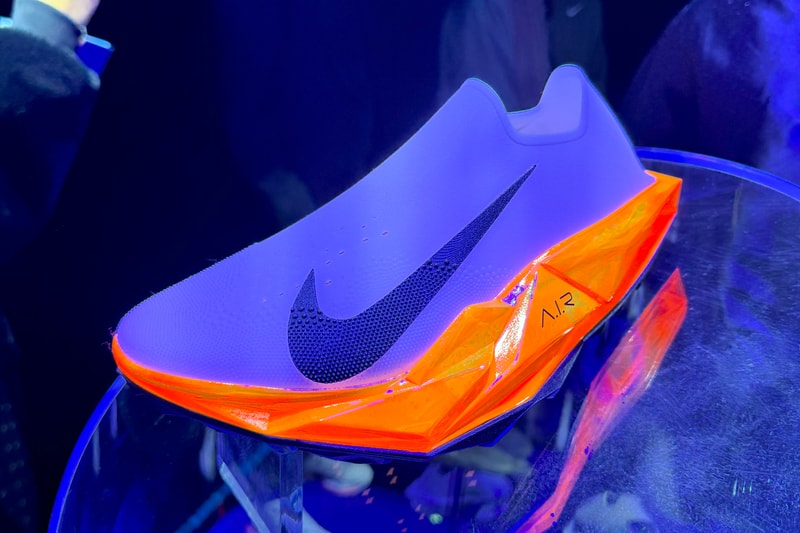ナイキがAIデザインのスニーカーA.I.Rをお披露目 Nike Showcases AI-Designed Sneakers Paris Info victor wembanyama