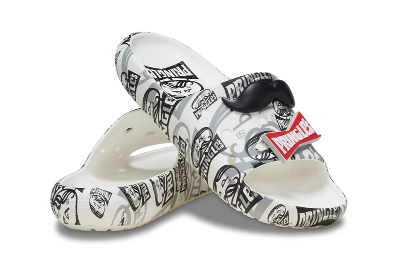 クロックスが世界中で愛され続けるプリングルズとのコラボレーションを予告 Pringles x Crocs Footwear Collaboration Collection Release Info