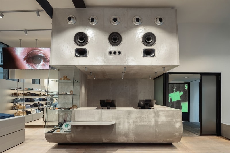 リニューアルオープンしたカーハート WIPのパリ ル・マレ店をチェック Take a Look at the Interior of the Newly Reopened Carhartt WIP Paris Le Marais Store