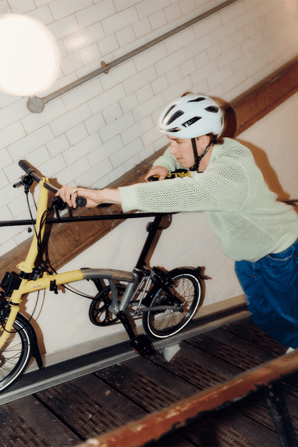 パレス スケートボードが英自転車メーカー ブロンプトンとのコラボレーションを発表 Brompton Palace Skateboards Summer 2024 collaboration bike bicycle release information details date London uk
