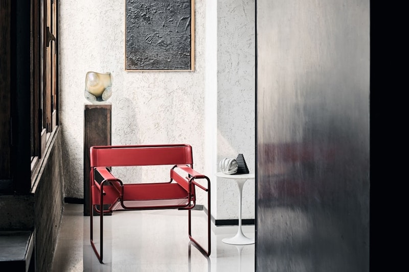 マルセル・ブロイヤーによる名作ワシリーチェアに超マット仕上げの新色が登場 Knoll Marcel Breuer Wassily Chair Ultra Matte Finish Furniture Design contemporary reframing
