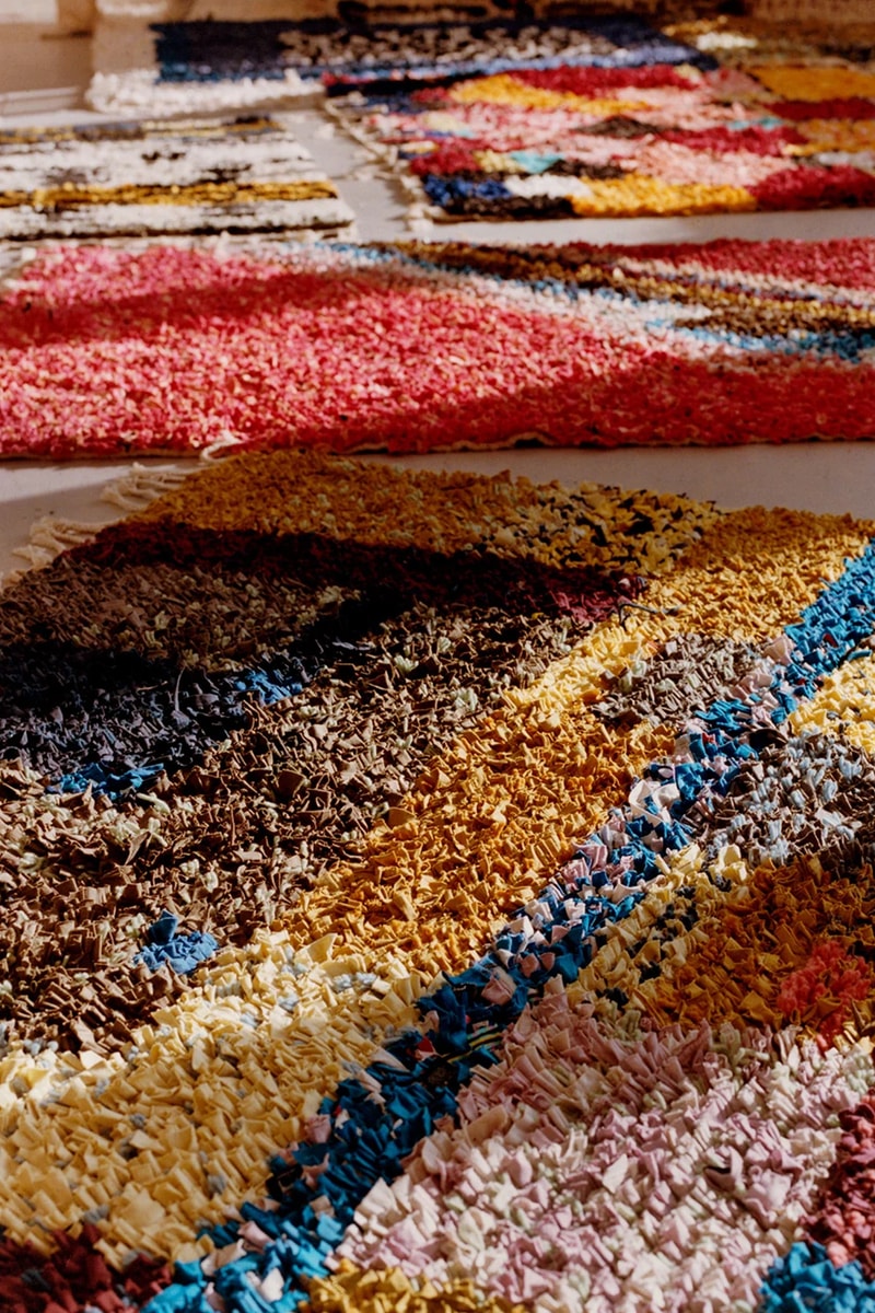 ステューシーがパレスチナ系米国人デザイナーとのコラボラグを発売 STÜSSY BOUCHEROUITE T-SHIRT RUGS 2024 release info