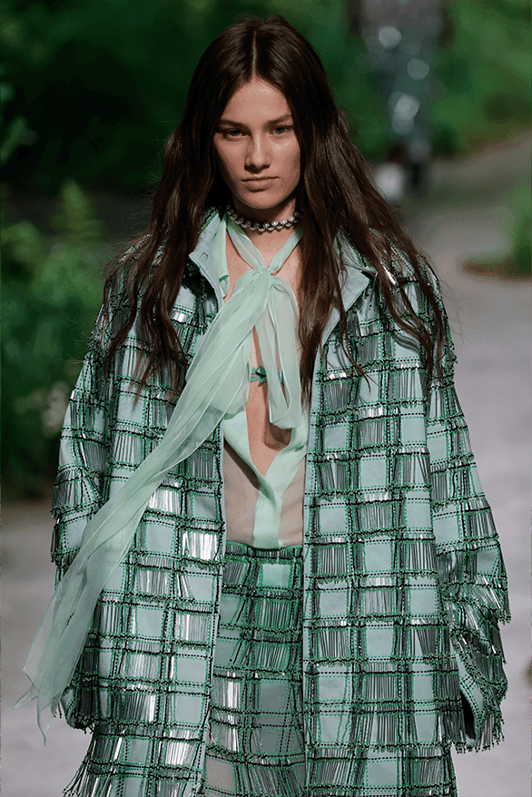 グッチ2025年クルーズ コレクション Gucci Cruise 2025 London Runway Show sabato de Sarno womenswear Tate modern