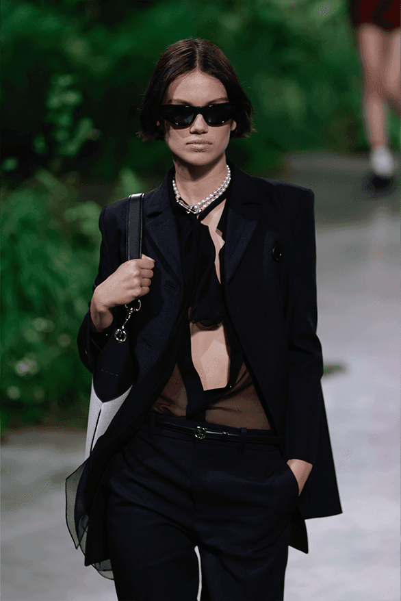 グッチ2025年クルーズ コレクション Gucci Cruise 2025 London Runway Show sabato de Sarno womenswear Tate modern