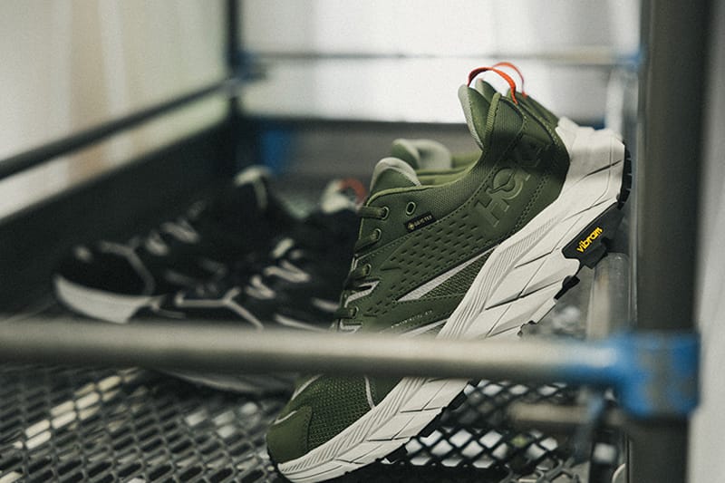 WTAPS が初となる HOKA とのコラボレーションを発表