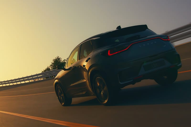 LEXUS は LBX で“小さな高級車”というジャンルに挑む