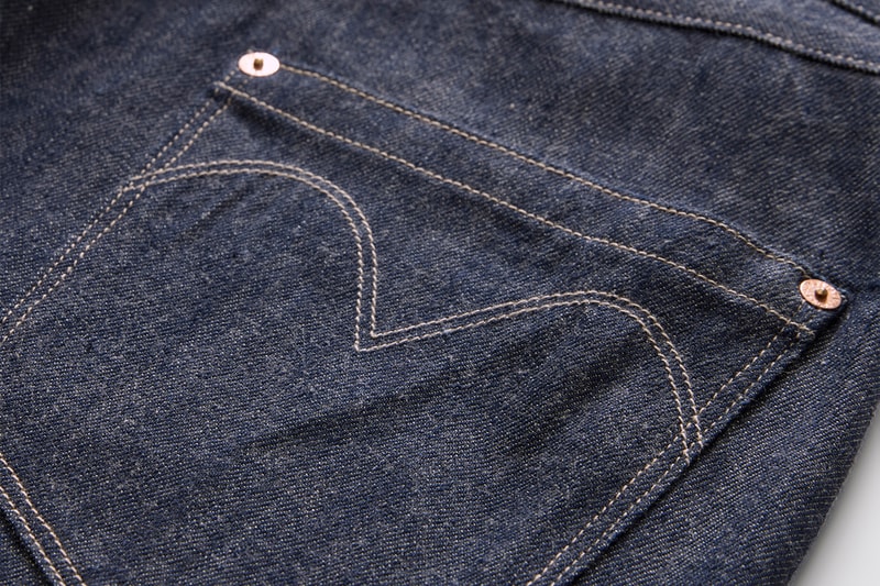 Levi's® のアーカイブ室にある最古ジーンズが復刻levi's 501 9 rivet blue jeans original first ever pair produced 1853 brand anniversary hong kong store reproduction archives details photos