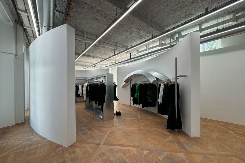 ドーバーストリートマーケット フランス・パリについに DOVER STREET MARKET が誕生