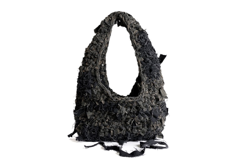 アワーレガシーのクロシェバッグ第4弾がDSMGにて5個限定で発売 Our Legacy Fourth Volume Handcrafted Crochet Bags Spring 2024 washed grey Torino stripe pink cast chain twill Release Info