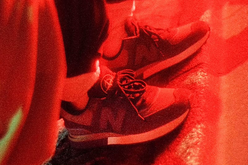 Stone Island が New Balance との次期コラボモデル  574 Legacy を予告