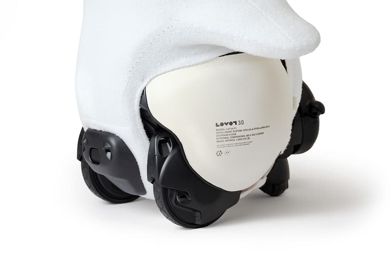 家族型ロボット LOVOT から藤原ヒロシ監修の新型 LOVOT 3.0 FRAGMENT EDITION が登場 Hiroshi Fujiwara LOVOT 3.0 FRAGMENT EDITION release info