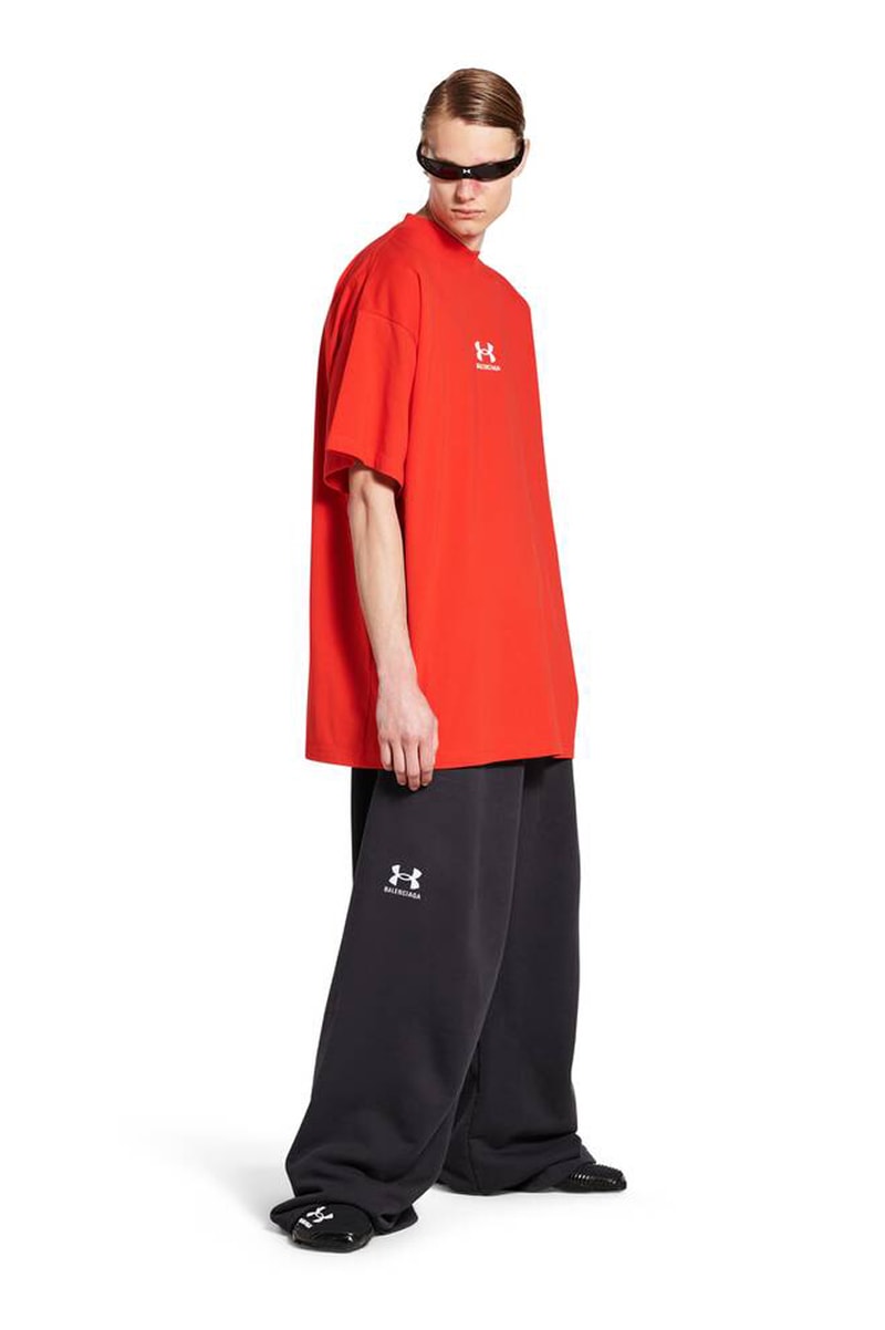 バレンシアガとアンダーアーマーのコラボプロダクトが発売 Balenciaga's Under Armour Collaboration Is Here